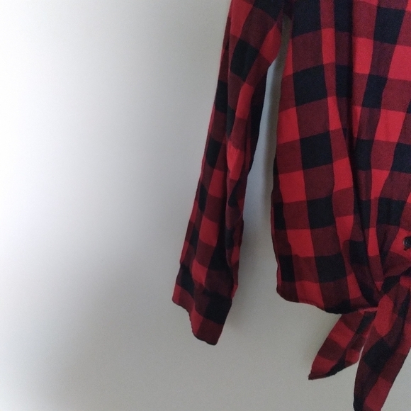 Madewell Red & Black Buffalo Plaid Tie Front Button Up Flannel Shirt Size Small - Picture 9 of 12